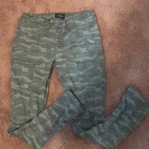 American eagle pants
